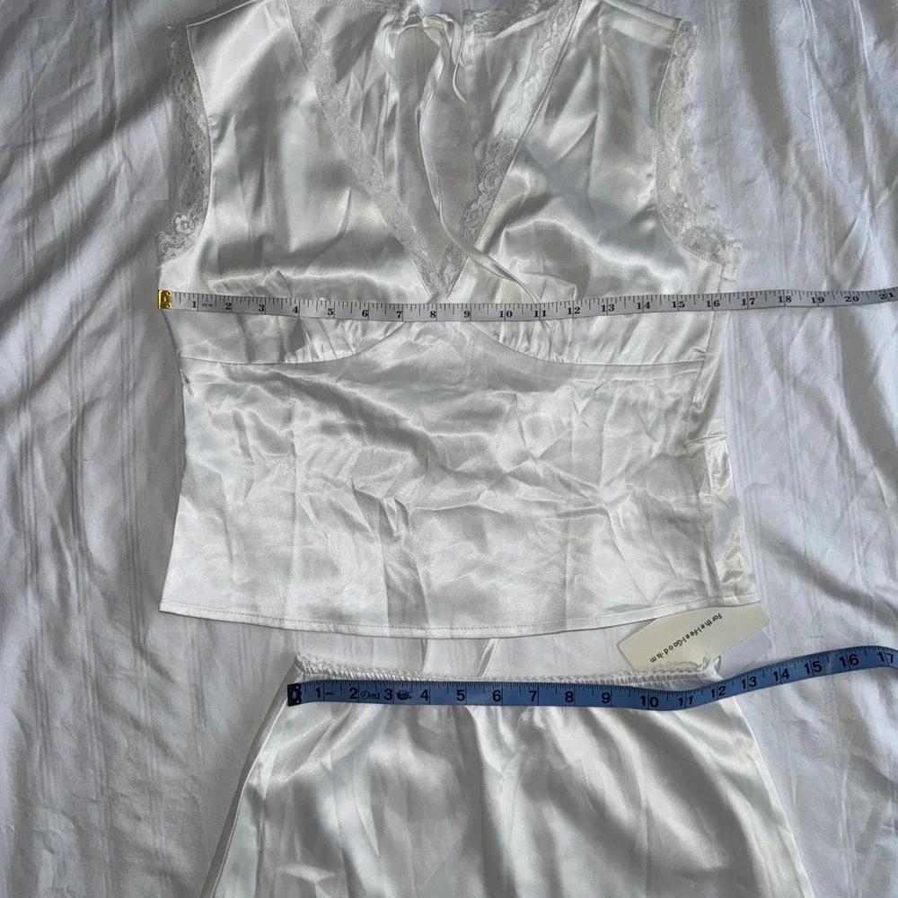 Commense Satin Mini Lace Trim Open‎ Back Sleeveless 2 piece set White Size Small